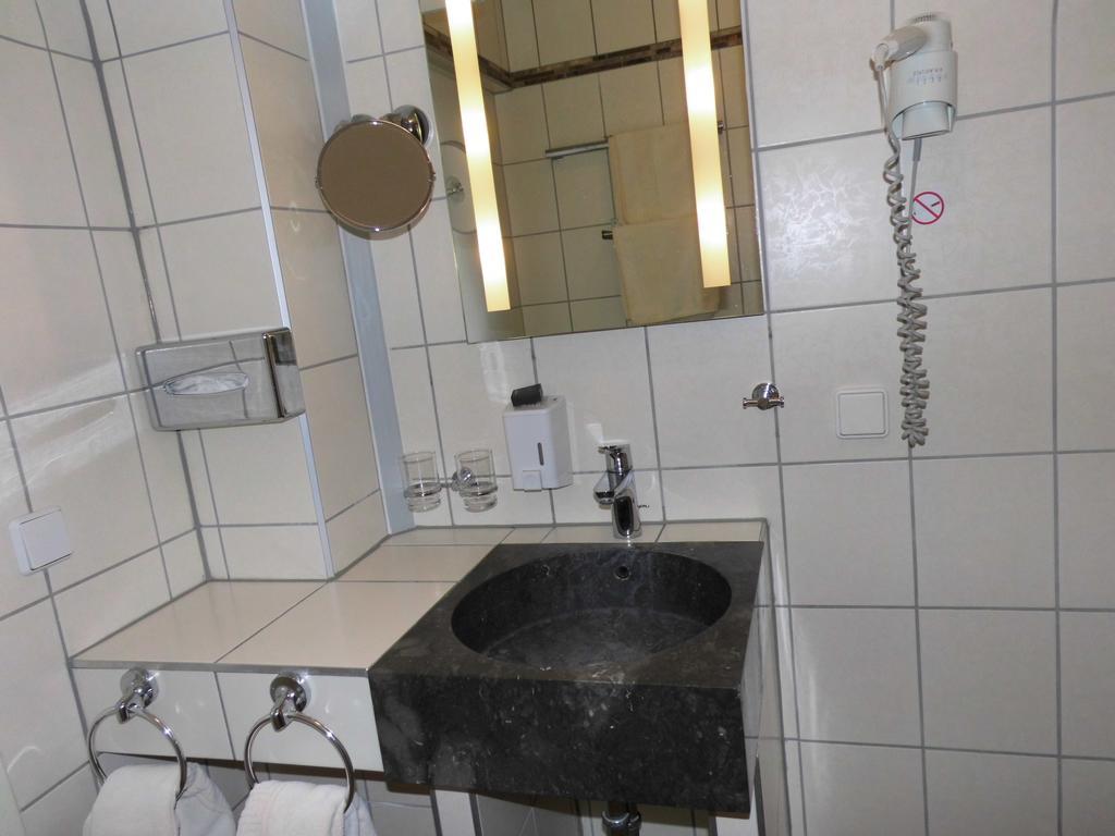برلين Aparthotel Guzulka & Restaurant المظهر الخارجي الصورة