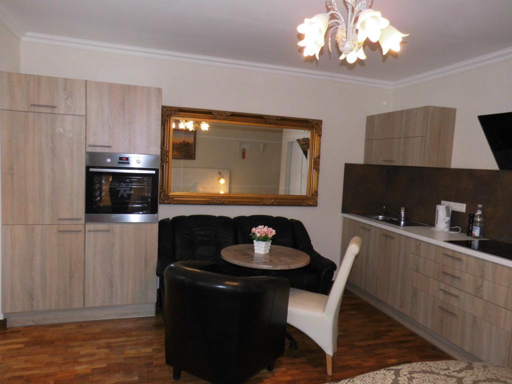 برلين Aparthotel Guzulka & Restaurant المظهر الخارجي الصورة