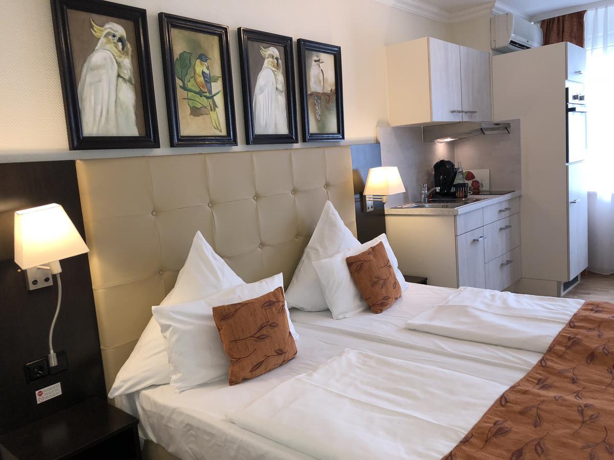 برلين Aparthotel Guzulka & Restaurant المظهر الخارجي الصورة